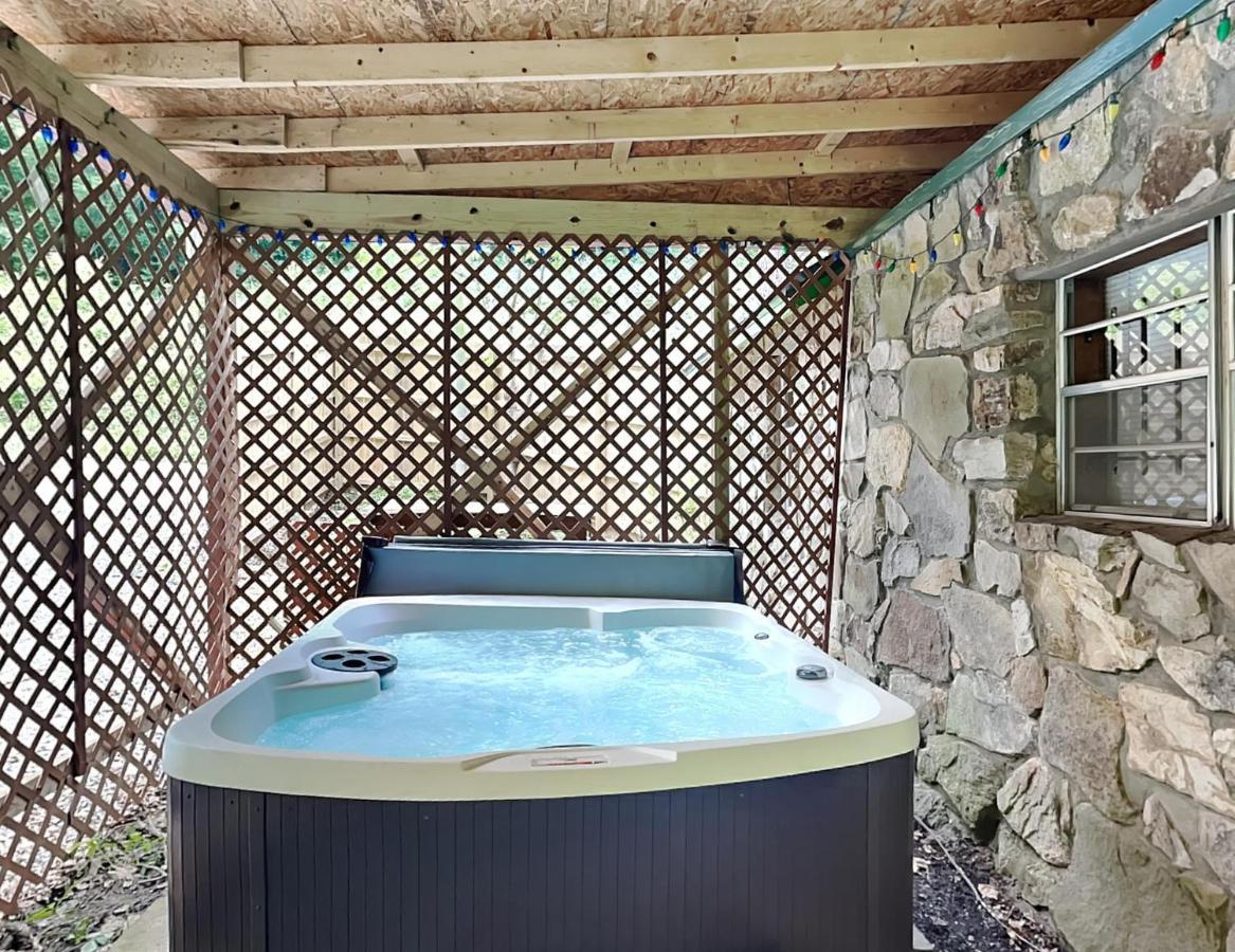 Stone Creek Cottage Pigeon Forge Exterior photo